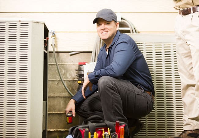 AC-installation-horiz-489245172