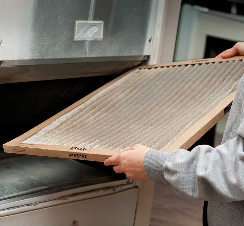 air-filters-changing